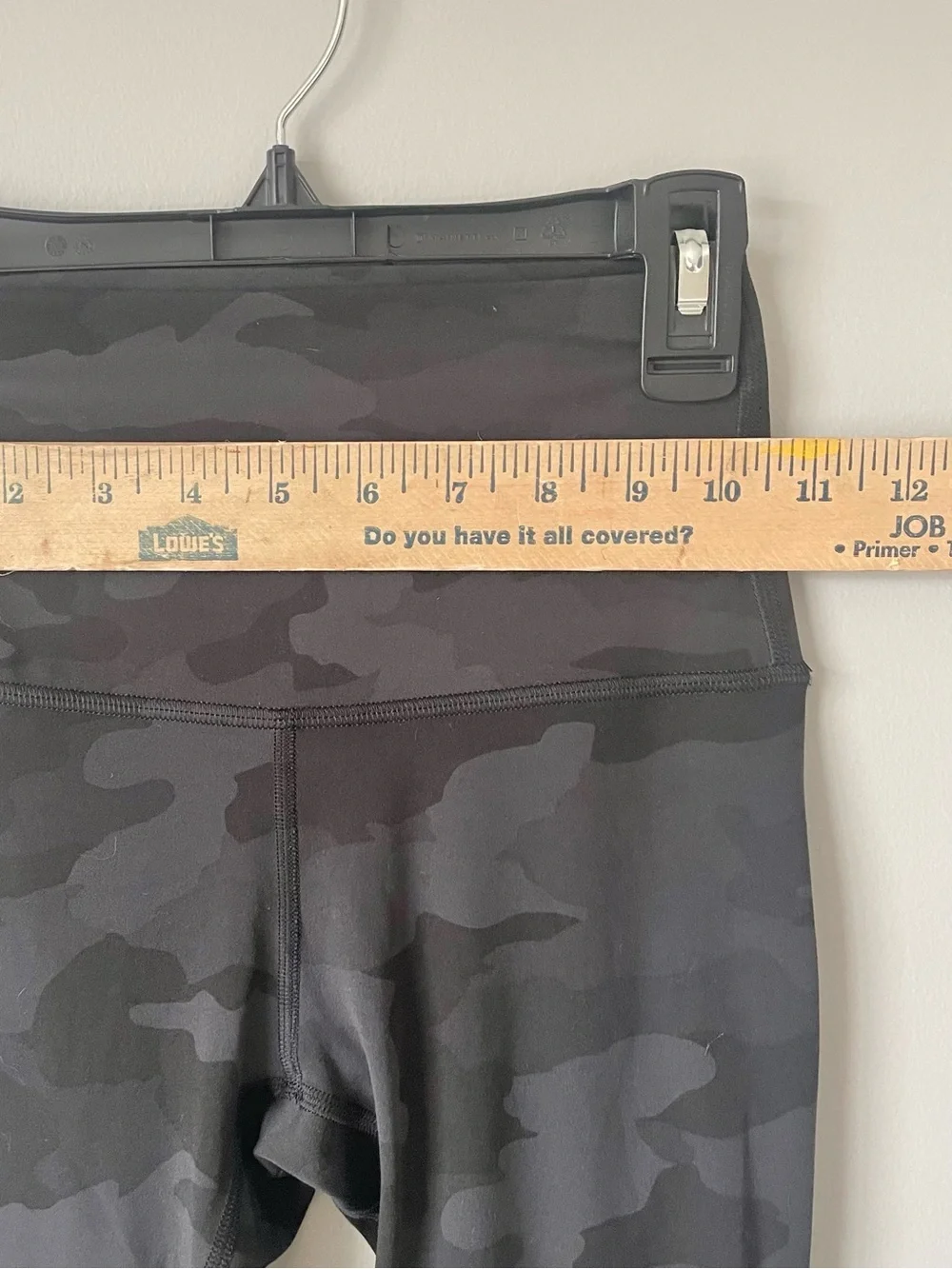 Lululemon Align High-Rise Women’s Leggings 28in Camo Deep Coal Size 2 EUC 128$